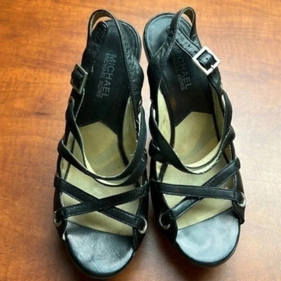 Michael Kors Shoes - Michael Kors   Ladies shoe 8.5 M